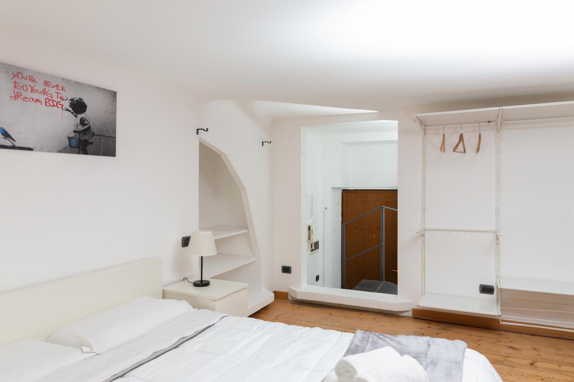 Exclusive Loft Banksy In Porta Romana Apartment Милано Екстериор снимка